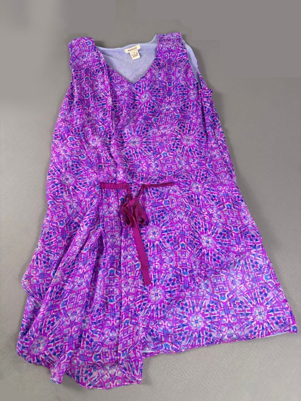 Sundance Size 12 100% Silk Pink Purple Boho Handkerchief Hem Dress